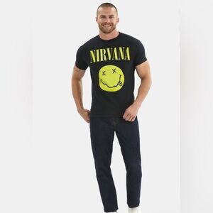 🔥 Brand New Nirvana Black Tee – Men’s Small 🔥